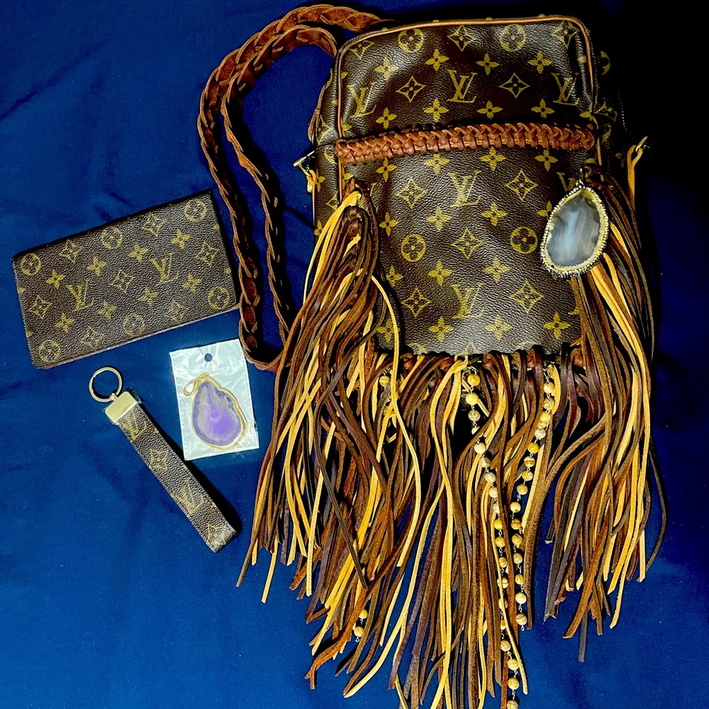 Louis Vuitton Bundle!! - image 1